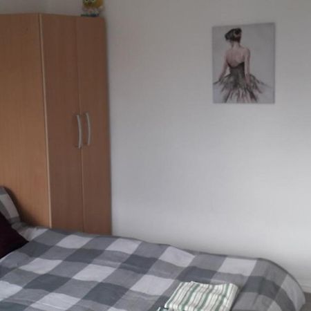 7, Cranehouse Brangbourne Road One Big Double Room Available On Reasonable Price, Shared Flat Londra Exterior foto
