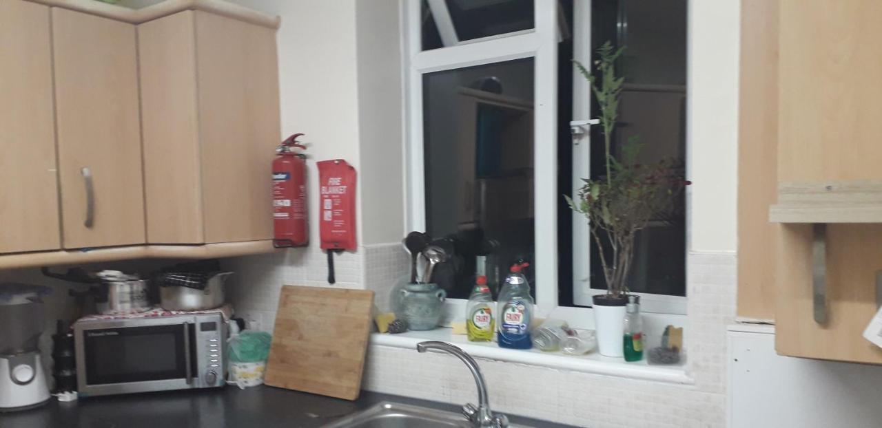 7, Cranehouse Brangbourne Road One Big Double Room Available On Reasonable Price, Shared Flat Londra Exterior foto