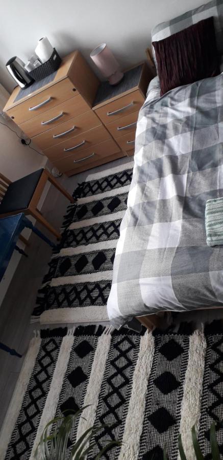 7, Cranehouse Brangbourne Road One Big Double Room Available On Reasonable Price, Shared Flat Londra Exterior foto